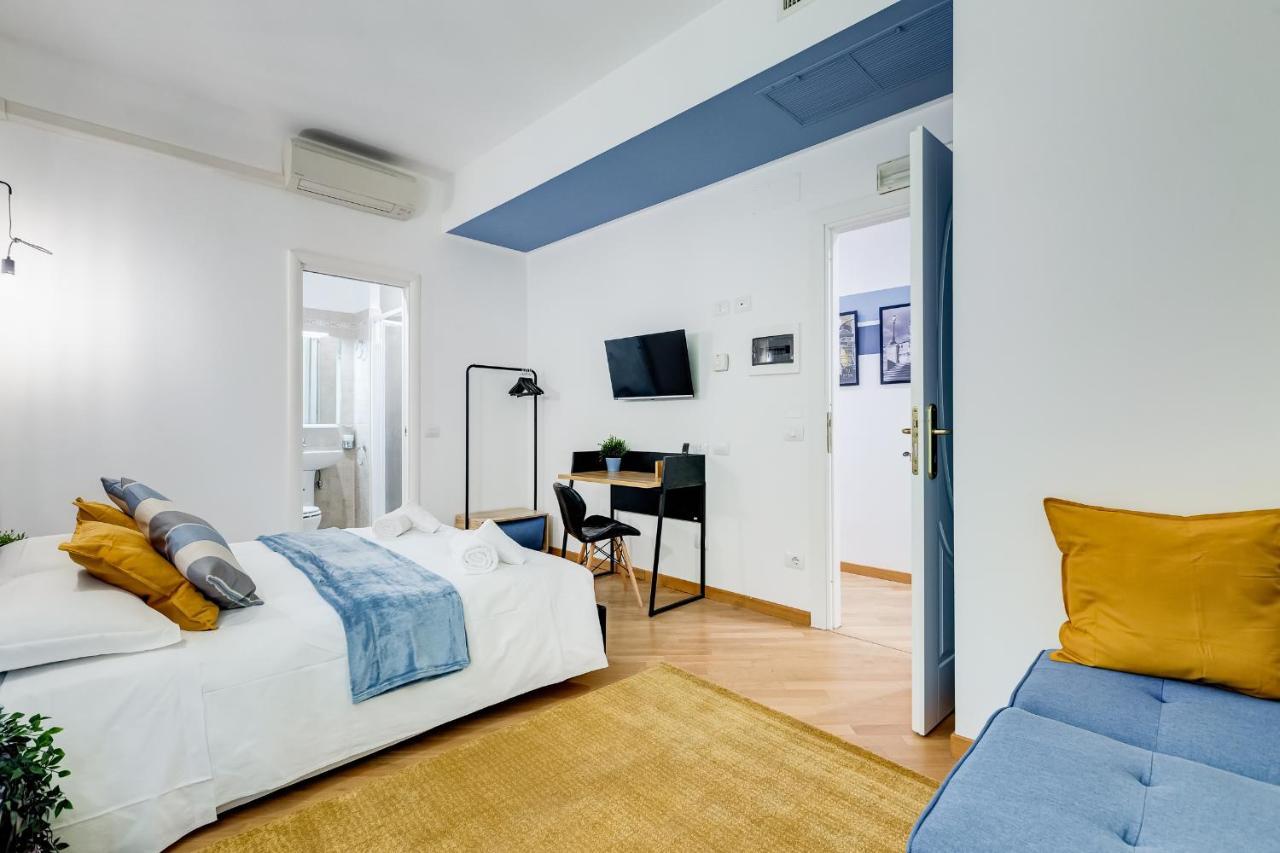 Vivilo Collection - Marche 54 Suites - Close To Via Veneto Area - Lt ローマ エクステリア 写真